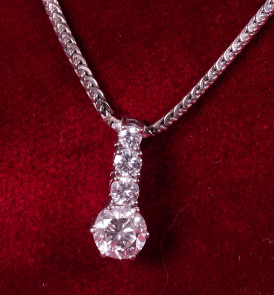 Diamanten Collier 750 Weißgold 2,03ct. Brillanten mit Einkaräter DPL Expertise