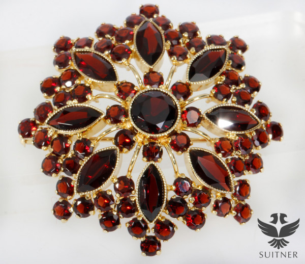 große Vintage Brosche aus 585 Gold mit böhmischen Granat Rubin Rot