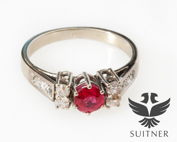 antiker Ring mit Rubin und Diamanten 750 Gold Taubenblut Rot Gr. 52